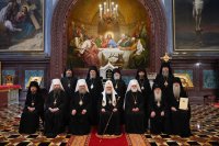 30-Епископ Амфилохий сослужил Святейшему Патриарху Кириллу за Литургией в храме Христа Спасителя в Москве и принял участие в хиротонии архимандрита Игнатия (Сидоренко) во епископа Актюбинского и Кызылординского