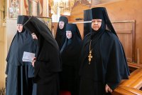 13-Отдание праздника Святой Пасхи. Архиепископ Усть-Каменогорский и Семипалатинский Амфилохий сослужил митрополиту Александру за Литургией в Никольском соборе Южной столицы.