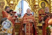19-Отдание праздника Святой Пасхи. Архиепископ Усть-Каменогорский и Семипалатинский Амфилохий сослужил митрополиту Александру за Литургией в Никольском соборе Южной столицы.