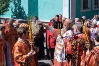 24-Отдание праздника Святой Пасхи. Архиепископ Усть-Каменогорский и Семипалатинский Амфилохий сослужил митрополиту Александру за Литургией в Никольском соборе Южной столицы.