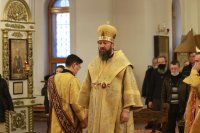 4-Архиерейское богослужение в Неделю святых отец