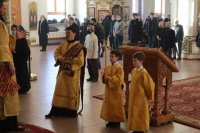 45-Архиерейское богослужение в Неделю святых отец