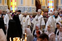 6-В праздник Вознесения Господня управляющий Усть-Каменогорской и Семипалатинской епархией сослужил Главе Митрополичьего округа за Литургией в Вознесенском соборе Южной столицы