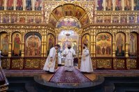 12-В праздник Вознесения Господня управляющий Усть-Каменогорской и Семипалатинской епархией сослужил Главе Митрополичьего округа за Литургией в Вознесенском соборе Южной столицы