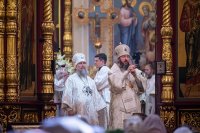 15-В праздник Вознесения Господня управляющий Усть-Каменогорской и Семипалатинской епархией сослужил Главе Митрополичьего округа за Литургией в Вознесенском соборе Южной столицы
