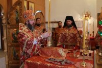 1-В день памяти пророка Божия Илии архиепископ Амфилохий совершил Божественную Литургию в Троицком храме города Усть-Каменогорска