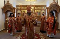 9-В день памяти пророка Божия Илии архиепископ Амфилохий совершил Божественную Литургию в Троицком храме города Усть-Каменогорска