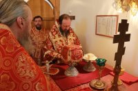 21-В день памяти пророка Божия Илии архиепископ Амфилохий совершил Божественную Литургию в Троицком храме города Усть-Каменогорска