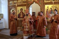 36-В день памяти пророка Божия Илии архиепископ Амфилохий совершил Божественную Литургию в Троицком храме города Усть-Каменогорска