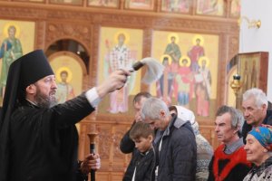 Неделя 4-я Великого поста. Архиерейское богослужение в кафедральном соборе.