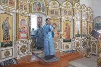 14-В день празднования Казанского образа Пресвятой Богородицы архиепископ Амфилохий посетил православных христиан посёлка Усть-Таловка