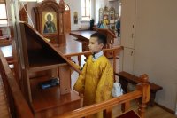 2-Архиепископ Амфилохий совершил Божественную Литургию в Андреевском кафедральном соборе