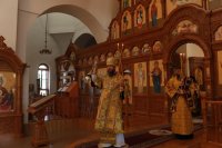 13-Архиепископ Амфилохий совершил Божественную Литургию в Андреевском кафедральном соборе