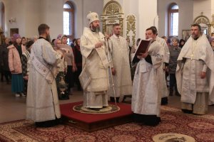 Димитриевская родительская суббота в главном храме Восточного Казахстана