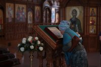3-Накануне праздника Введения во храм Пресвятой Богородицы Управляющий Усть-Каменогорской и Семипалатинской епархией совершил всенощное бдение в Андреевском кафедральном соборе