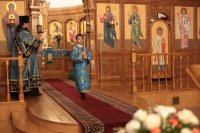 10-Накануне праздника Введения во храм Пресвятой Богородицы Управляющий Усть-Каменогорской и Семипалатинской епархией совершил всенощное бдение в Андреевском кафедральном соборе