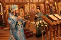 19-Накануне праздника Введения во храм Пресвятой Богородицы Управляющий Усть-Каменогорской и Семипалатинской епархией совершил всенощное бдение в Андреевском кафедральном соборе