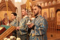 21-Накануне праздника Введения во храм Пресвятой Богородицы Управляющий Усть-Каменогорской и Семипалатинской епархией совершил всенощное бдение в Андреевском кафедральном соборе