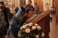 32-Накануне праздника Введения во храм Пресвятой Богородицы Управляющий Усть-Каменогорской и Семипалатинской епархией совершил всенощное бдение в Андреевском кафедральном соборе