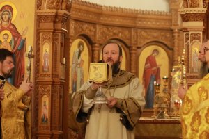 Служение епископа Амфилохия в Неделю сыропустную