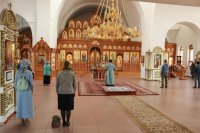 1-Вечернее богослужение в кафедральном соборе в канун праздника Благовещения Пресвятой Богородицы