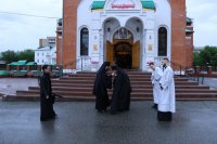 4-Память святых отцов Вселенских Соборов. Архиепископ Амфилохий совершил Божественную Литургию в Андреевском кафедральном соборе столицы Рудного Алтая.