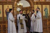 23-Память святых отцов Вселенских Соборов. Архиепископ Амфилохий совершил Божественную Литургию в Андреевском кафедральном соборе столицы Рудного Алтая.