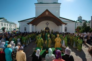 Архиепископ Усть-Каменогорский и Семипалатинский Амфилохий принял участие в торжествах Томской митрополии, посвященных дню памяти обретения мощей святого праведного старца Феодора Томского. 
