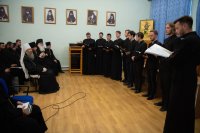 11-Управляющий Усть-Каменогорской и Семипалатинской епархией принял участие в выпускном акте Томской духовной семинарии