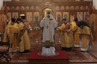 9-В день памяти святителя Амфилохия Иконийского Управляющий Усть-Каменогорской и Семипалатинской епархией  совершил Божественную Литургию в главном храме епархии