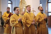 14-В день памяти святителя Амфилохия Иконийского Управляющий Усть-Каменогорской и Семипалатинской епархией  совершил Божественную Литургию в главном храме епархии