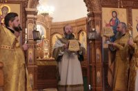 24-В день памяти святителя Амфилохия Иконийского Управляющий Усть-Каменогорской и Семипалатинской епархией  совершил Божественную Литургию в главном храме епархии