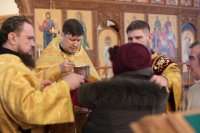 31-В день памяти святителя Амфилохия Иконийского Управляющий Усть-Каменогорской и Семипалатинской епархией  совершил Божественную Литургию в главном храме епархии