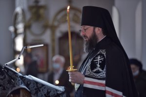 В Андреевском кафедральном соборе совершили Великое повечерие с чтением второй части Великого покаянного канона Андрея Критского