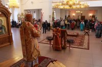 18-В Неделю жен-мироносиц архиепископ Амфилохий совершил Божественную Литургию в Андреевском кафедральном соборе