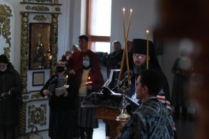 Чтение третьей части Великого покаянного канона преподобного Андрея Критского