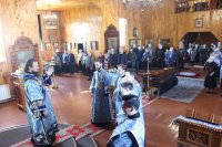 20-Служение епископа Амфилохия в Покровском храме Усть-Каменогорска
