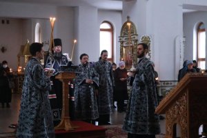 Чтение заключительной части Великого покаянного канона преподобного Андрея Критского