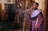 18-В Неделю 5-ю Великого поста епископ Амфилохий совершил Божественную Литургию в Андреевском кафедральном соборе