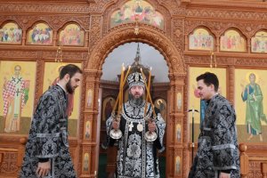 Служение епископа Амфилохия в пятницу первой седмицы Великого поста
