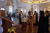 9-Праздничное архипастырское служение в канун дня памяти святых первоверховных апостолов Петра и Павла