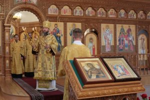 В день Усекновения главы Иоанна Крестителя архиепископ Амфилохий совершил Божественную Литургию в Андреевском кафедральном соборе