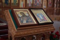 1-В день Усекновения главы Иоанна Крестителя архиепископ Амфилохий совершил Божественную Литургию в Андреевском кафедральном соборе