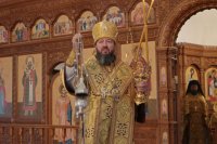 7-В день Усекновения главы Иоанна Крестителя архиепископ Амфилохий совершил Божественную Литургию в Андреевском кафедральном соборе