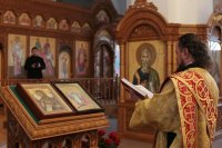 10-В день Усекновения главы Иоанна Крестителя архиепископ Амфилохий совершил Божественную Литургию в Андреевском кафедральном соборе