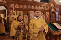8-В Неделю 26-ю по Пятидесятнице архиепископ Амфилохий совершил Божественную Литургию в Андреевском кафедральном соборе