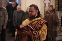 19-В Неделю 26-ю по Пятидесятнице архиепископ Амфилохий совершил Божественную Литургию в Андреевском кафедральном соборе