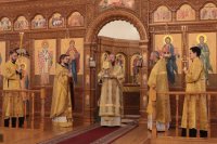 29-В Неделю 26-ю по Пятидесятнице архиепископ Амфилохий совершил Божественную Литургию в Андреевском кафедральном соборе