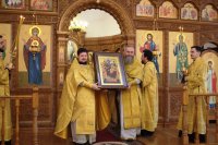 1-В Андреевском соборе торжественно встретили чтимую икону Божией Матери