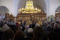 4-В Андреевском соборе торжественно встретили чтимую икону Божией Матери